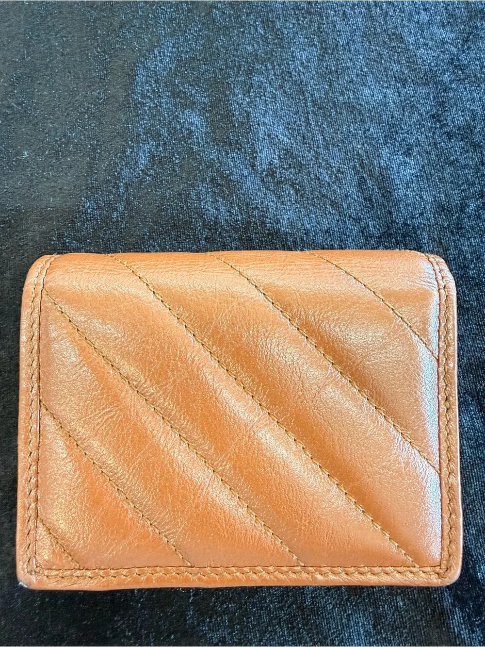 Gucci compact card
